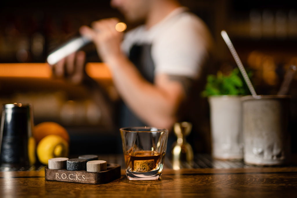 Le Set du Connaisseur - Édition Pierres à Whisky & Verre Torsadé