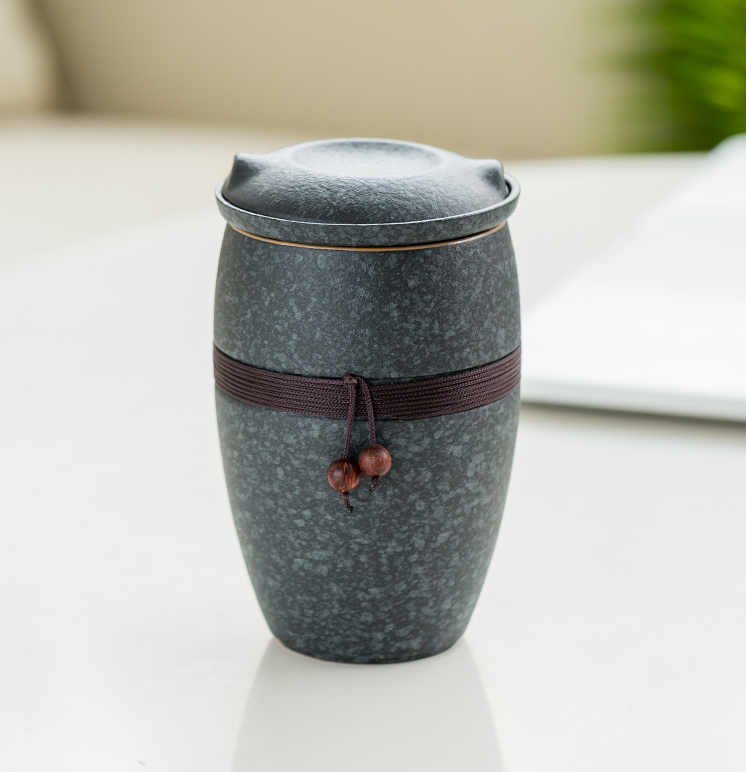 Tasse à thé en céramique pour l'infusion et la dégustation